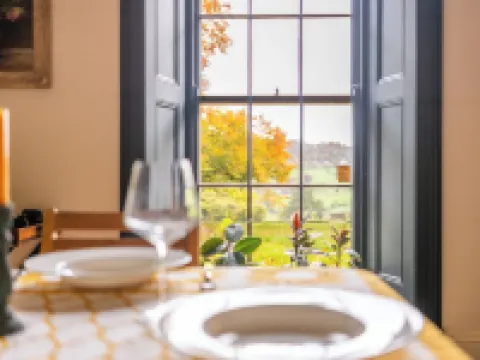 Stunning 8-Bedroom Home in Painswick Hotels in Painswick