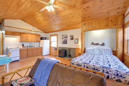Cabin w/ Hot Tub - Near Nantahala Outdoor Center! - 3-Star