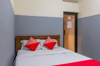 Hotel O Ilir Barar I Near Rumah Sakit Islam Siti Khadijah Formerly Maleo Hotel
