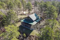 Piney Bluff Retreat with Mountain Views! - 3-Star