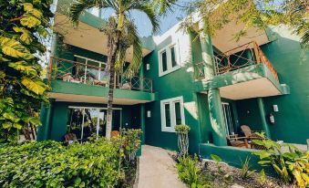 Viajero Bacalar Hostel