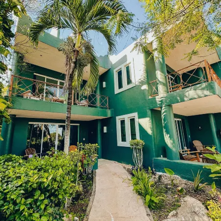 Viajero Bacalar Hostel