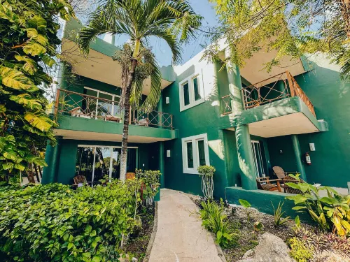 Viajero Bacalar Hostel