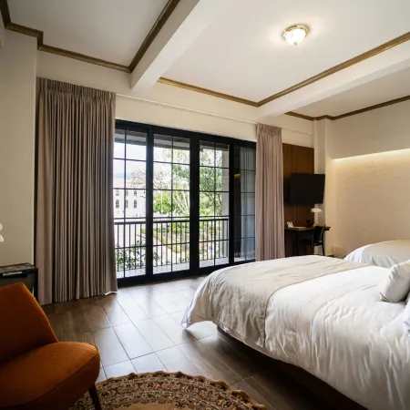 City Centro By Marriott San Salvador Отели рядом с достопримечательностью «Археологические памятники древнего поселения Хойя-де-Серен»