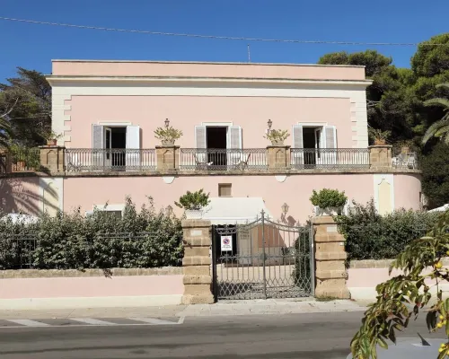 VILLA FELICITA - OCCIDENTE Hotels in Leuca