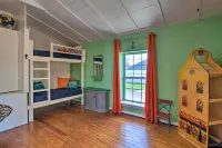 Waterfront Port Isabel Family Home w/ Pool & Pier! - balcony