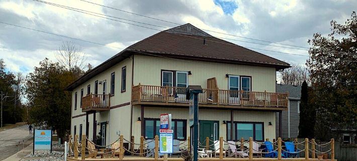 Paradise Inn on the Beach Ξενοδοχεία στην πόλη Bruce County