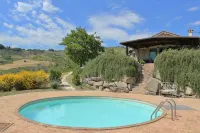 Casale Vecchio Abruzzo Countryside Spacious and Authentic Private Villa With Pool in an Olive Grove - Виллы