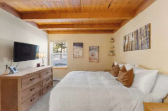 Treehouse 107 Building G