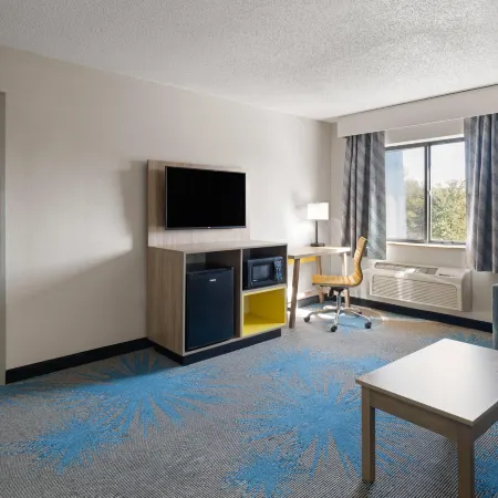 Days Inn by Wyndham Davenport