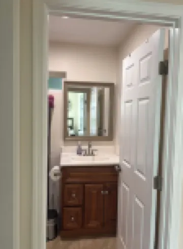 Guest House with its own entrance. Has WiFi and Close to Disneyland