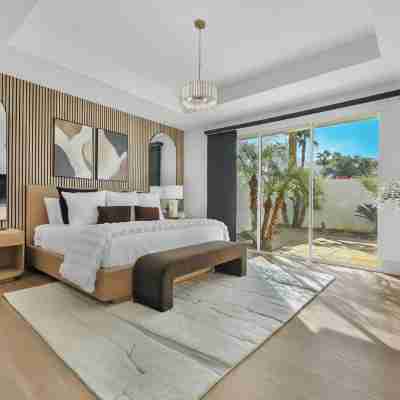GOLF COURSE LUXURY HOME MOUNTAIN VIEWS  3 BR HOME  #066263 Rooms