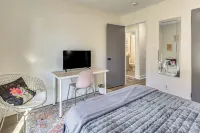 Quiet & Modern Family Home in Spring Lake - Wifi