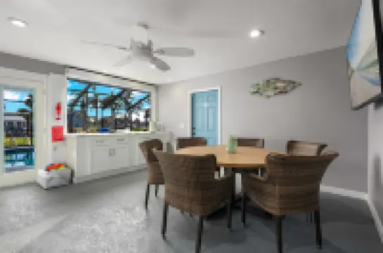 Waterfront Access and Heated Saltwater Pool - Luxurious Tropical Retreat