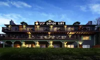 Scp Depoe Bay - parking