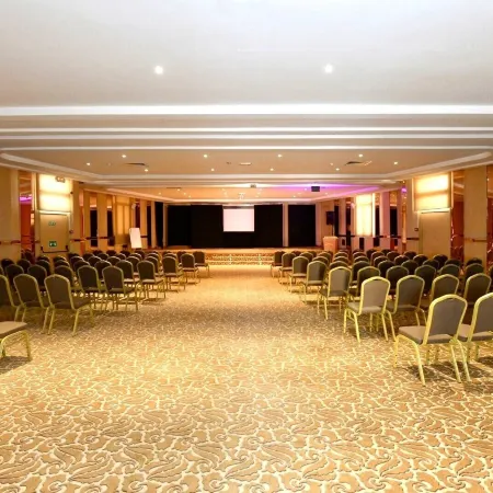 Jaz Tour Khalef Отели рядом с достопримечательностью «Большая мечеть»