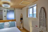 Chalet in Tintagel With Stunning Sea Views - 4-Star