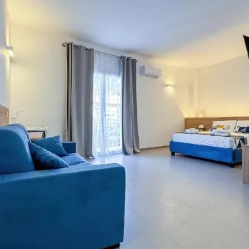 Tevergad Suites & Rooms