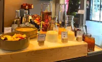 Hotel Sixteen Paris Montrouge - breakfast