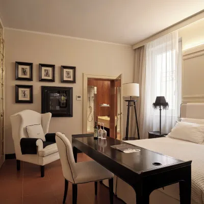 Santa Maria Foris Hotels near Basilica of San Vitale