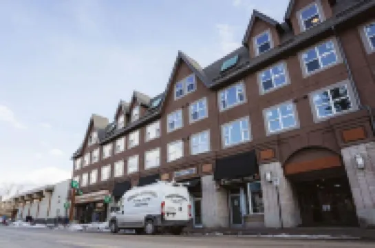 Basecamp Suites Banff