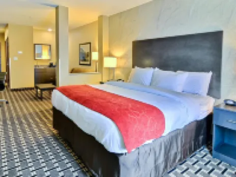 Comfort Suites Uniontown Hotels in Fayette County