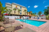 Comfort Suites Near Universal Orlando Resort - 2-Star
