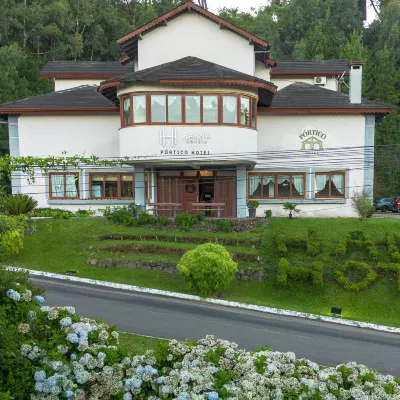 Life Hotel Portal Hotels near Resto Bar Black Lake