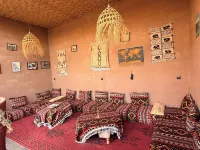 Dar Talmoudi ,Traditional Riad, Local Food, Camel , Desert Excursions - Wifi