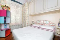 Lovely 2-Bedroom Flat - Sea View Terrace -  Privatzimmer