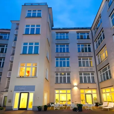 Calma Berlin Mitte Отели рядом с достопримечательностью «Культурный центр «Адмиралспаласт»»