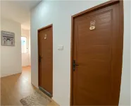 CN Homestay B1 Floor 2 at Nagoya Hill Mall - 2-Star