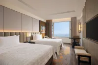 Le Meridien, Surat