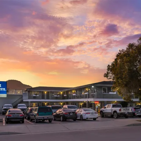 Best Western Tradewinds