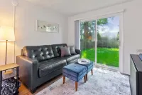 Snug Spot 70 - Close To Downtown & Autzen 1 Bedroom Studio