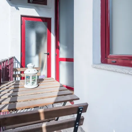 GuestReady - Crayon Walls Balcony