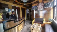 Hotel Him Regency by Pahadi Hospitality - キッチン