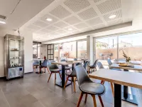 Sure Hotel by Best Western Saint-Raphael le Dramont Hotels in Saint-Raphaël