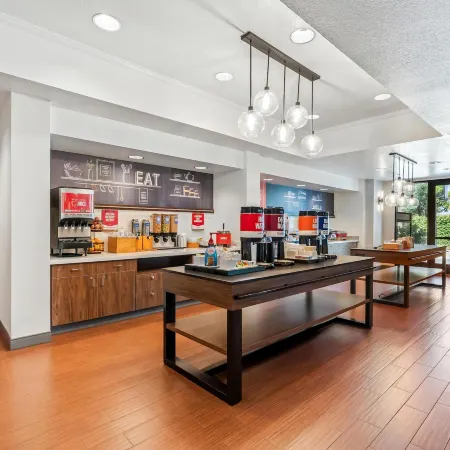 Hampton Inn & Suites Lathrop