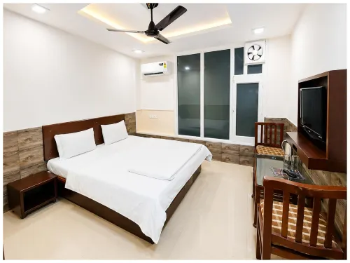 Goroomgo Heavens Guest House Haridwar