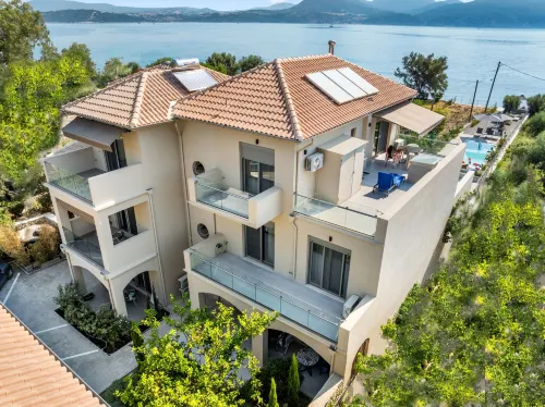 blue symphony suites & apartments - de charme
