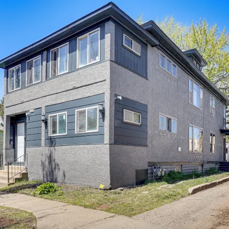 Explore Minneapolis! Pet-friendly Home w/ Sunroom