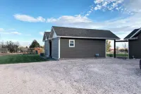 2 BR Tiny Homes - Unique Outdoor Space - 3-Star