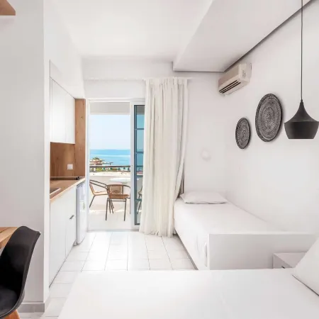 Elvita Beach Hotel