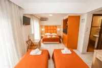 Hotel Avra