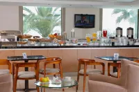 Holiday Inn Express 安託法加斯塔 - 早餐