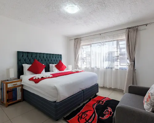 Safi Self-Catering Suites Hotels in East london