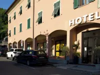 Albergo Al Castello Hotels in Gavi