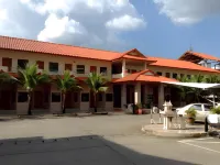Mark Four Place Hotel