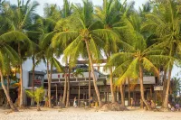 Crown Regency Beach Resort - Kitchens